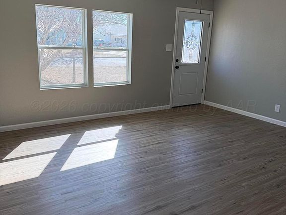 2nd image of 209 Elm Ave