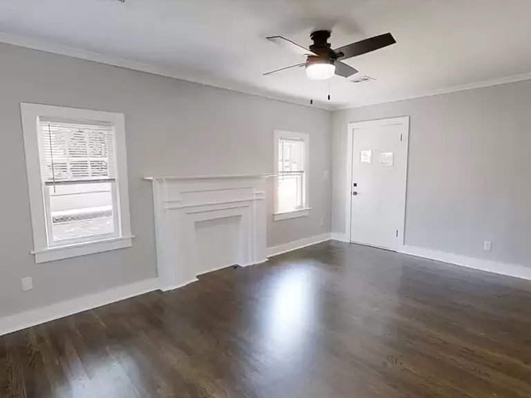 4631 E 4th Pl — Photo 10