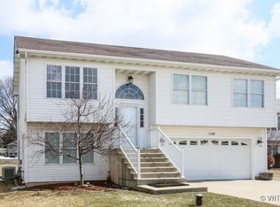 1S301 Valley Rd, Lombard, IL 60148