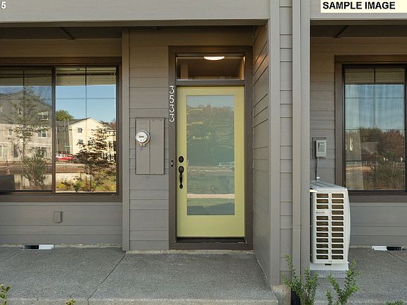 2nd image of 3381 SE Hammock Ln