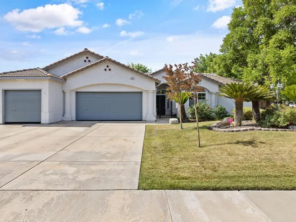 1547 W Claridge Court, Hanford, CA 93230