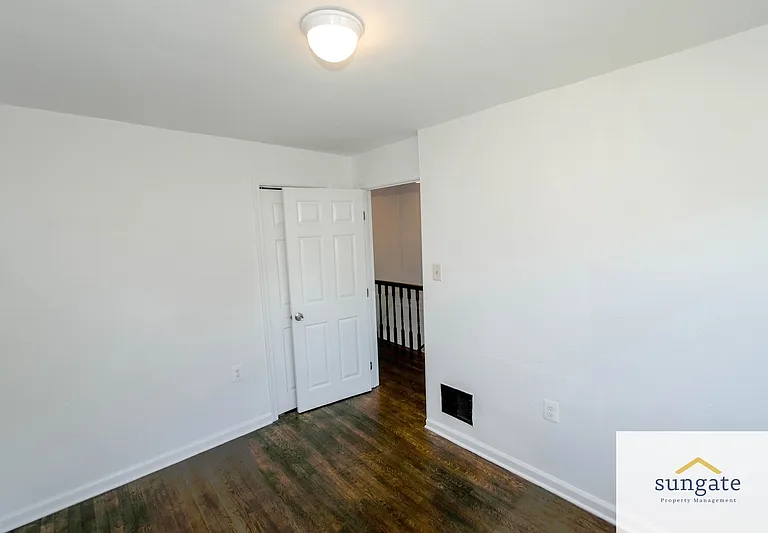 217 W Edgevale Rd — Photo 17