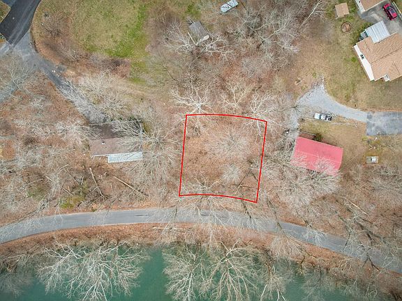 5th image of Holston Drive Ln