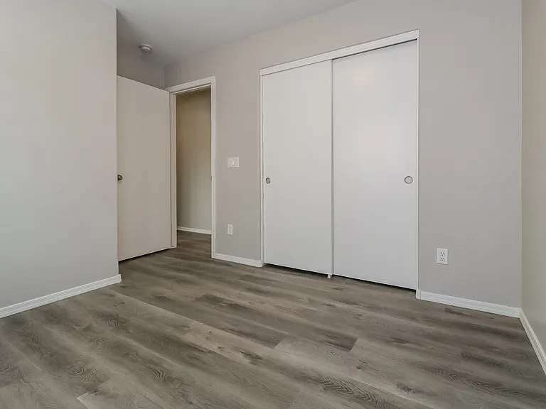 15299 W Adams St — Photo 12