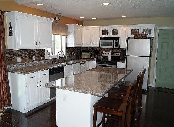 2nd image of 15850 180th St E