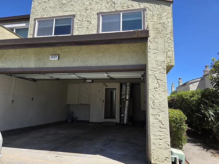 1157 Kelez Dr — Photo 21