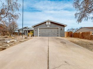 4461 9th Ave NE, Rio Rancho, NM 87124