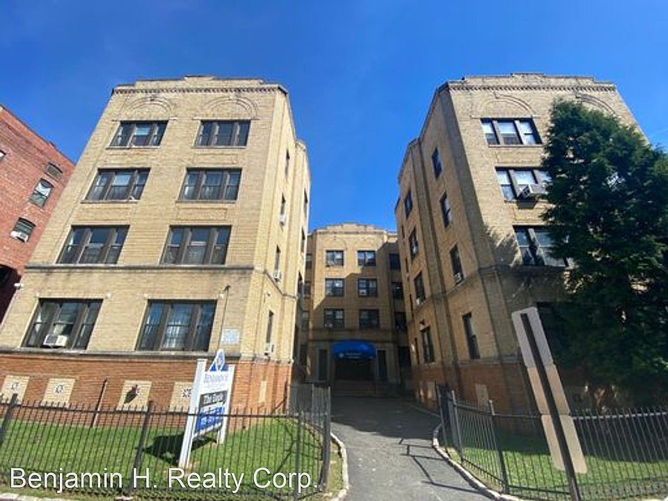1st image of 182 N Arlington Ave APT 9