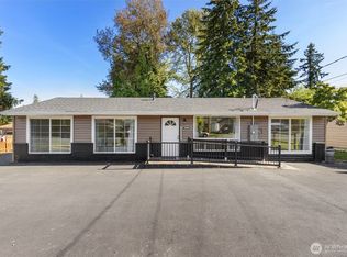 5004 188th St SW, Lynnwood, WA 98037
