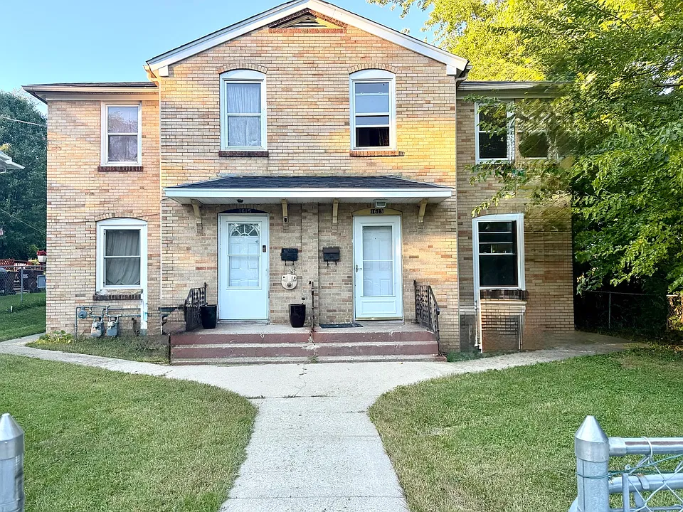 1613 Green St #1613