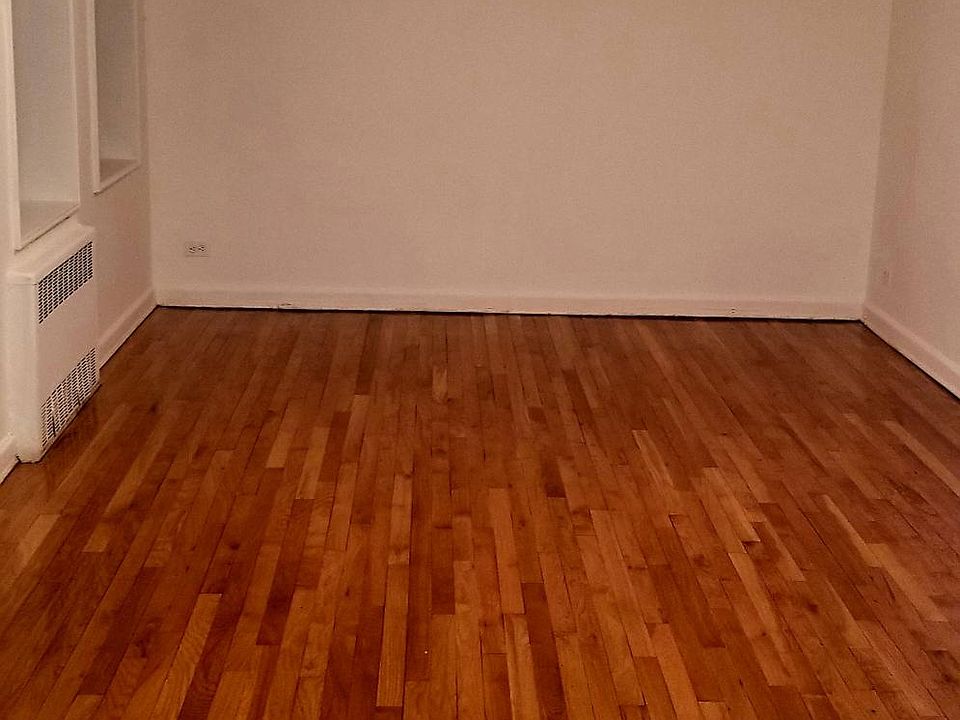 1st image of 14018 Burden Cres #208