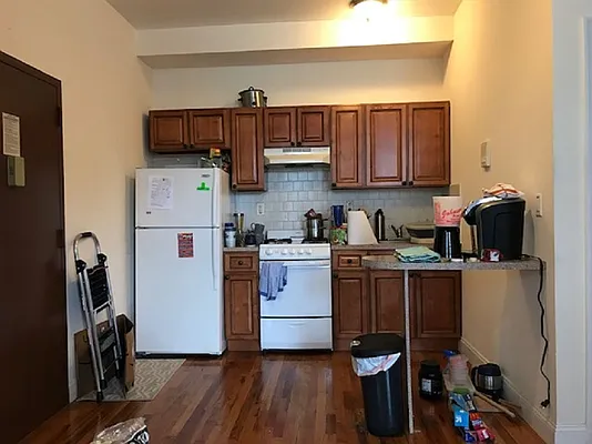 Rented by Citi Habitats | media 11