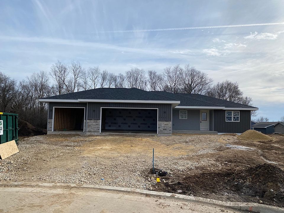 1st image of 1011 Plum Ct