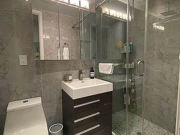 5th image of 1446 1st Ave #14C
