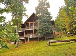 3107 Perry Circle Ln, Sevierville, TN 37862