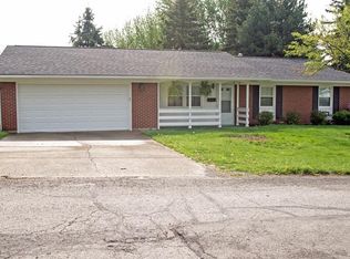 516 Hillcrest Dr, Bellefontaine, OH