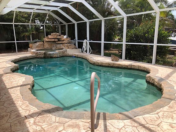 2nd image of 1020 Wilshire Dr