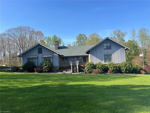 2nd image of 1717 Wallburg High Point Rd