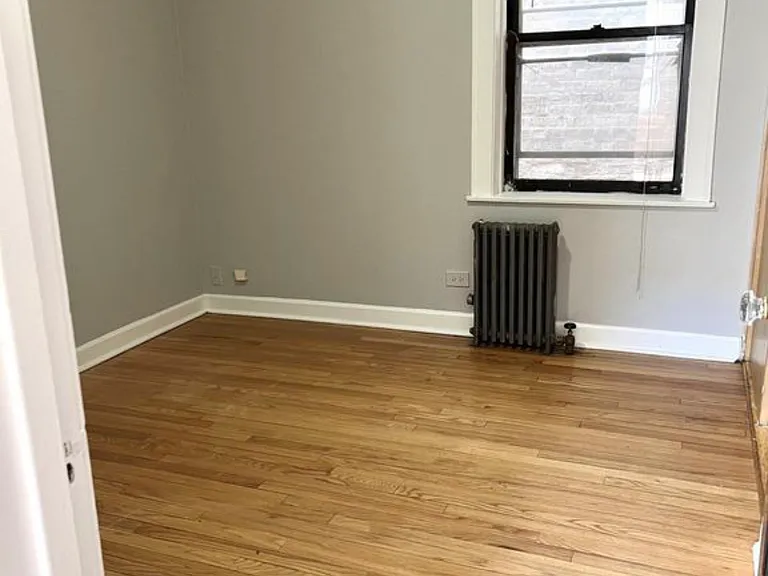 2440 W Ardmore Ave #1 — Photo 10