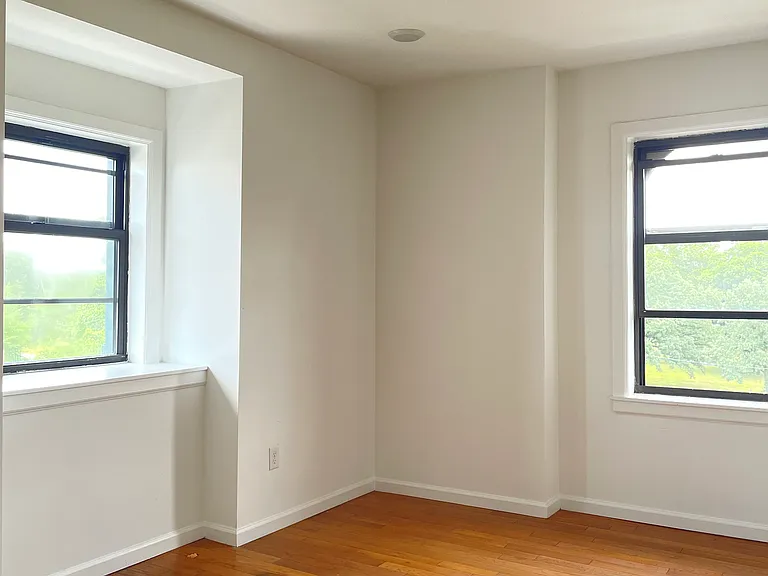 4128 Parkside Ave #4F — Photo 2