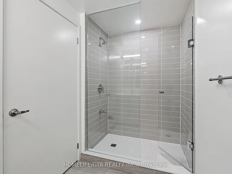 4010 Eglinton Ave W #610 — Photo 30