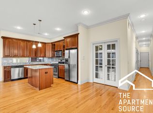 2358 N Damen Ave #2A, Chicago, IL 60647