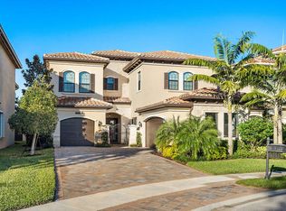 8731 Lewis River Rd, Delray Beach, FL 33446