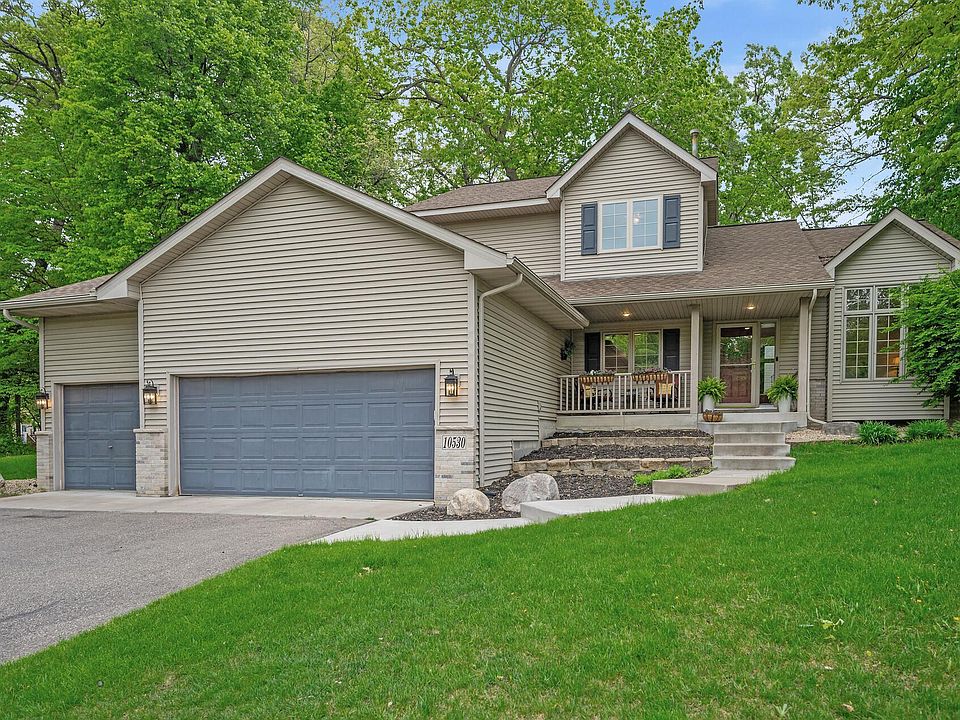 1st image of 10530 Hidden Oaks Ln N