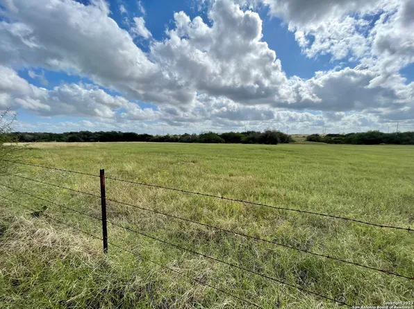 TRACT 7 CR 342, Kenedy, TX 78119