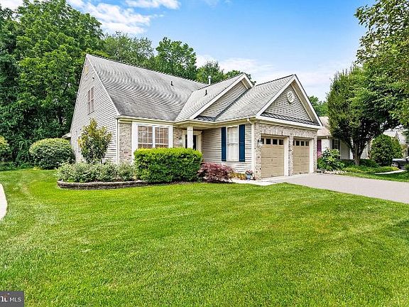 2nd image of 103 Devon Ln