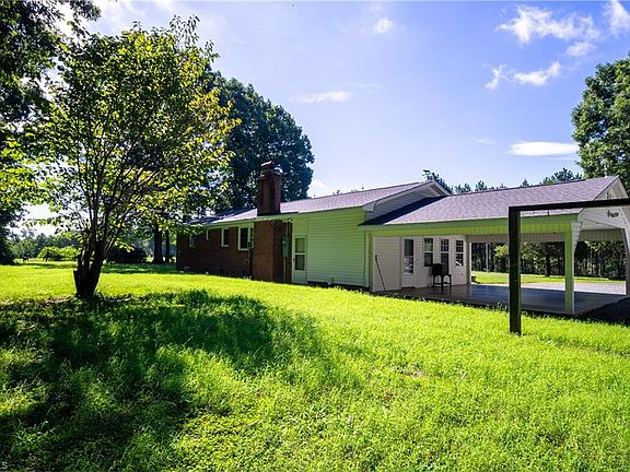 3rd image of 942 Clyde Underwood Rd