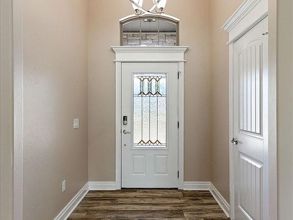 5th image of 12155 NE Wild Ridge Dr