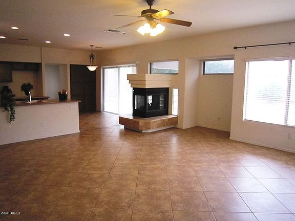 2nd image of 2413 W Barbie Ln