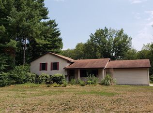 266 17 Mile Rd, Kent City, MI 49330