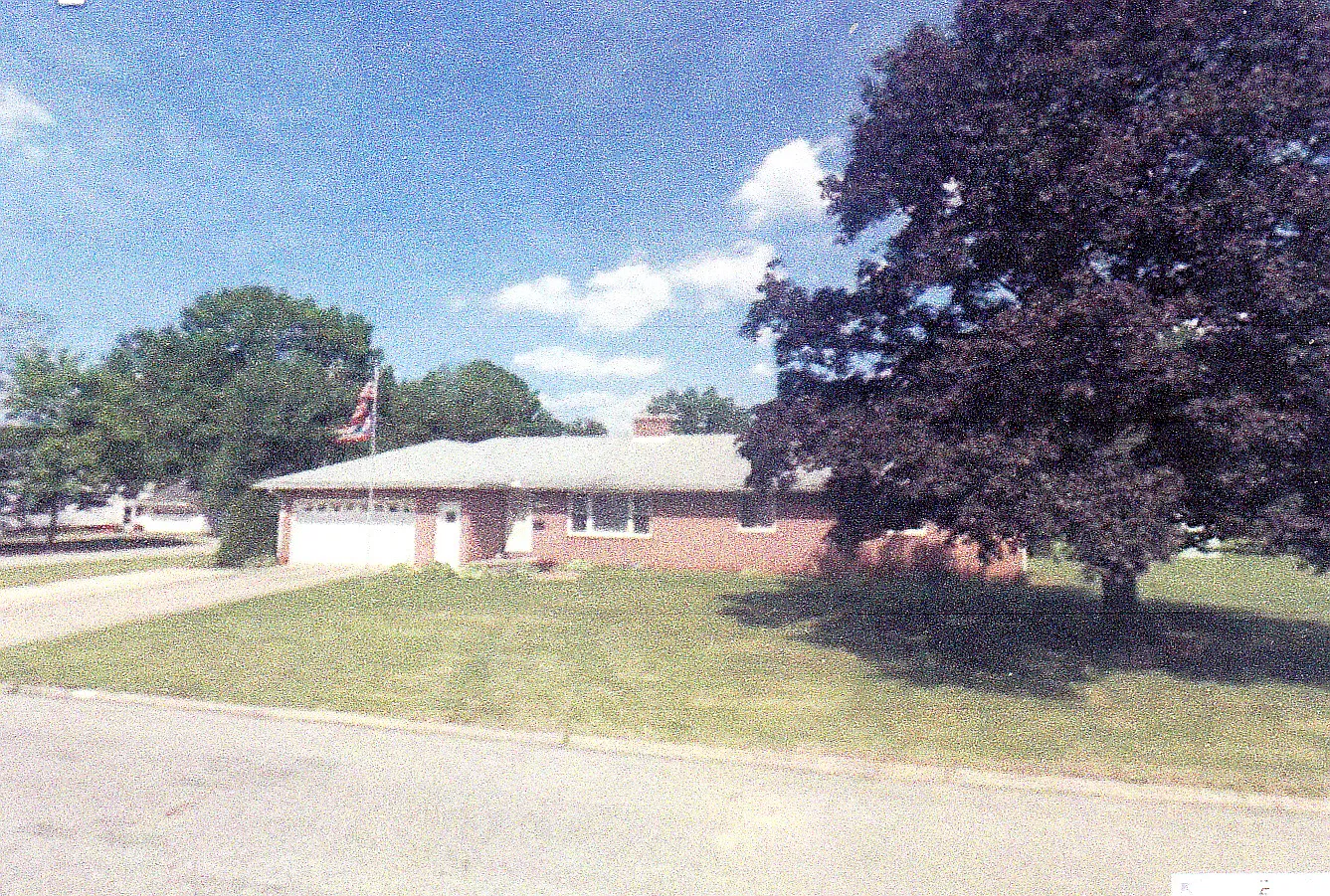 197 37th St SW photo 1