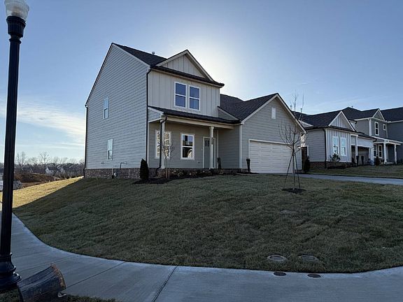 2nd image of 562 Cedar Brook Dr