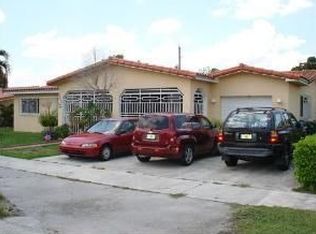 5450 W 7th Ct, Hialeah, FL 33012