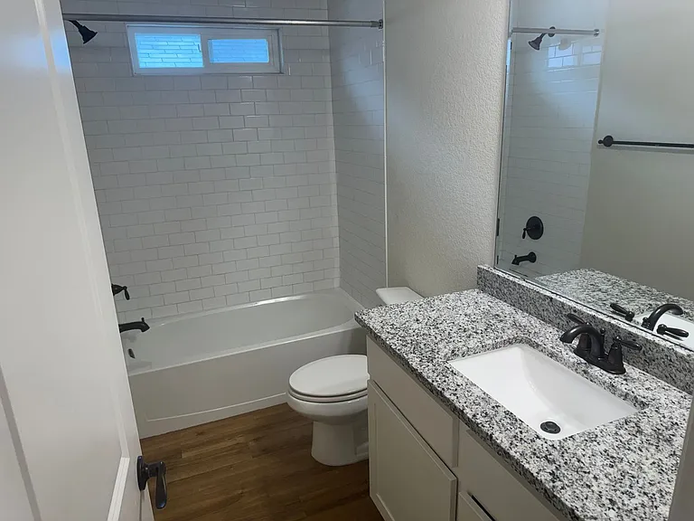 10318 Lynwood Br #102 — Photo 15