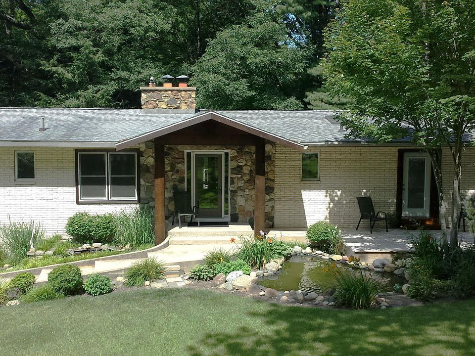 1st image of 6842 Butternut Dr