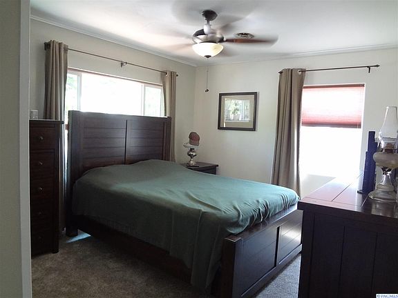 4th image of 91 Armistead Ave