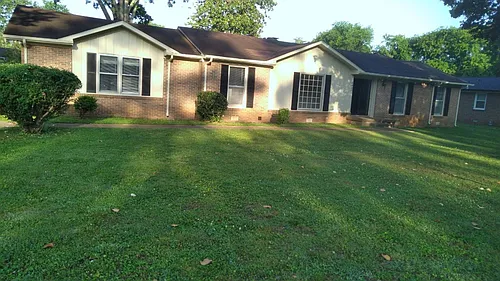 2403 Montclair Ave Photo 1