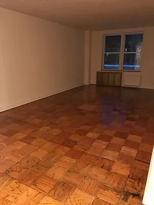 Rented by EZ Sell Realty | media 10