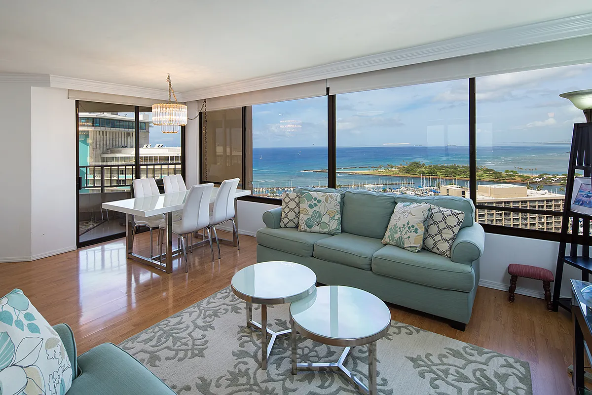 2 bed, 1100 sqft, $4,900 — Photo 3