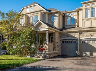 8 Stookes Cres, Richmond Hill, ON L4E 0J3