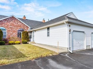 25 Castle Hill Rd #G, Agawam, MA 01001