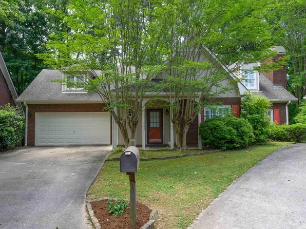 1614 Berry Knl, Birmingham, AL 35226