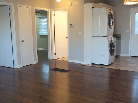 3rd image of 1512 Edgehill Ave #B