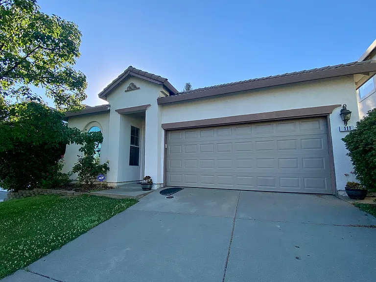 111 Lembi Dr — Photo 9