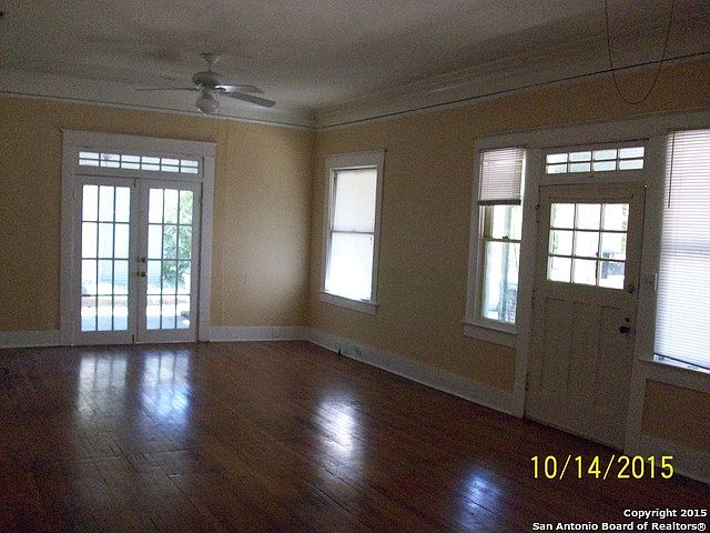 1st image of 939 W Mulberry Ave