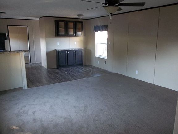3rd image of 838 Walker Dr